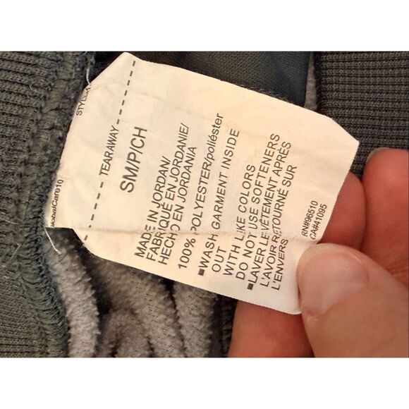 UNDER ARMOUR • COLD GEAR • Heather Gray Loose Fit Jogger Sweat Pants • Size Smal - Picture 9 of 9